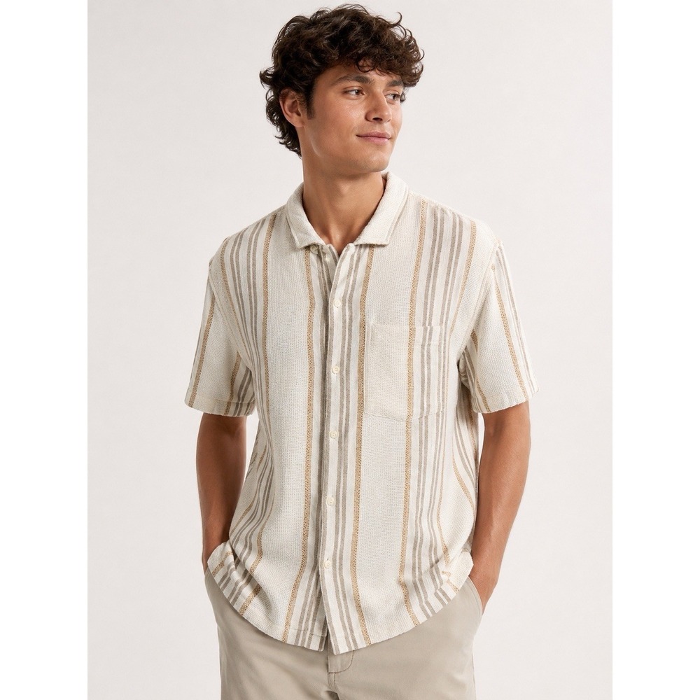 AE Relaxed Fit Short Sleeve Camp Collar Shirt Men M Beige Stripe Textured Travel